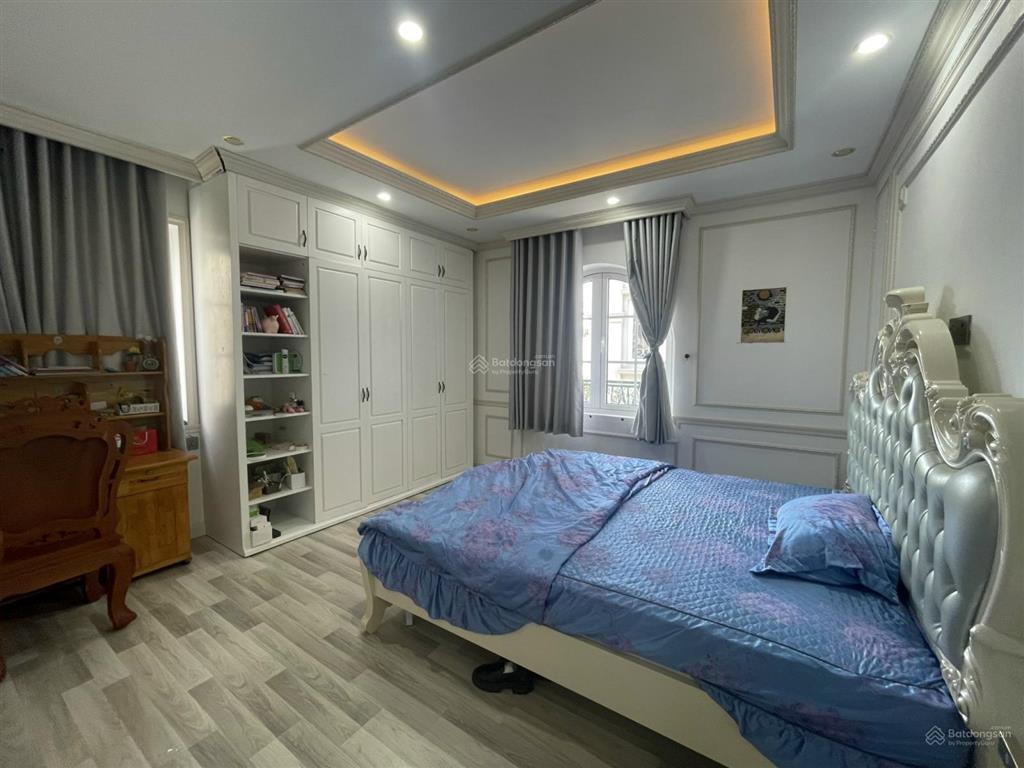 Cần cho thuê nhà kdc trung sơn, 12.5x20m vị trí đẹp, đường lớn 250m2 giá thuê 55tr/th. 0937 777 ***