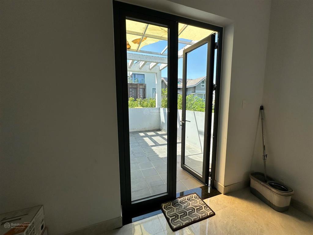 Bán biệt thự liền kề kdc sadeco ven sông p. tân phong, nhà mới đẹp, dt 126m2 giá 22,8 tỷ (tl)