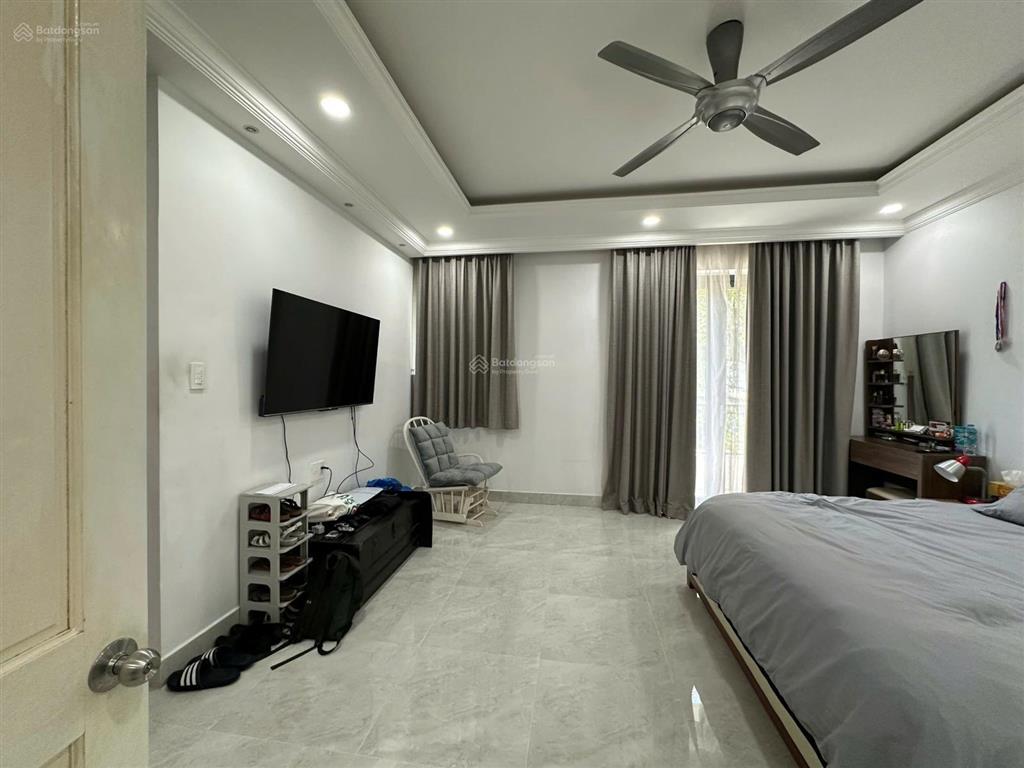 Bán biệt thự liền kề kdc sadeco ven sông p. tân phong, nhà mới đẹp, dt 126m2 giá 22,8 tỷ (tl)