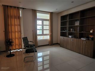 Cần bán biệt thự kdc trung sơn, gần bờ sông, công viên giá chỉ 27 tỷ.  0931 017 ***