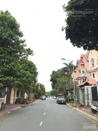 Cần bán lô đất khu trung sơn vị trí cực đẹp, không có khách sạn dt 100m giá 138tr/m2,  0931 017 ***