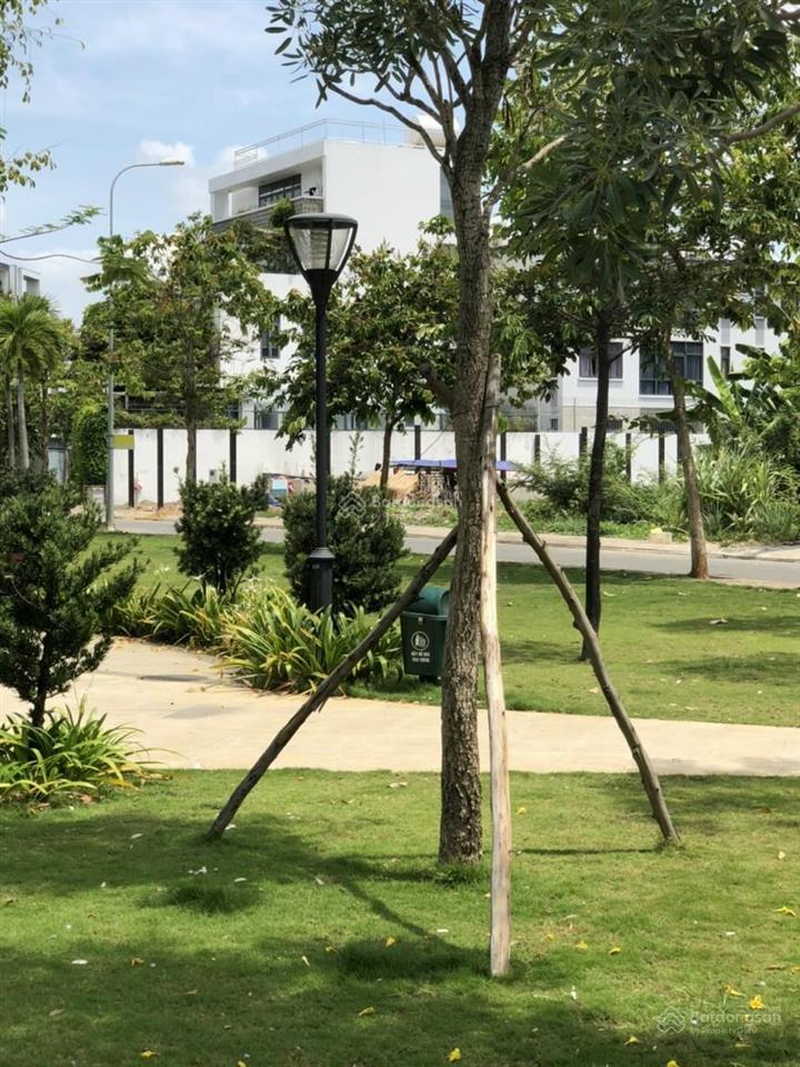 Sở hữu nhà kdc đại phúc chỉ với 10,5 tỷ. dt 100m2, 1 trệt, 3 lầu, nhà mới đẹp.  0931 017 ***