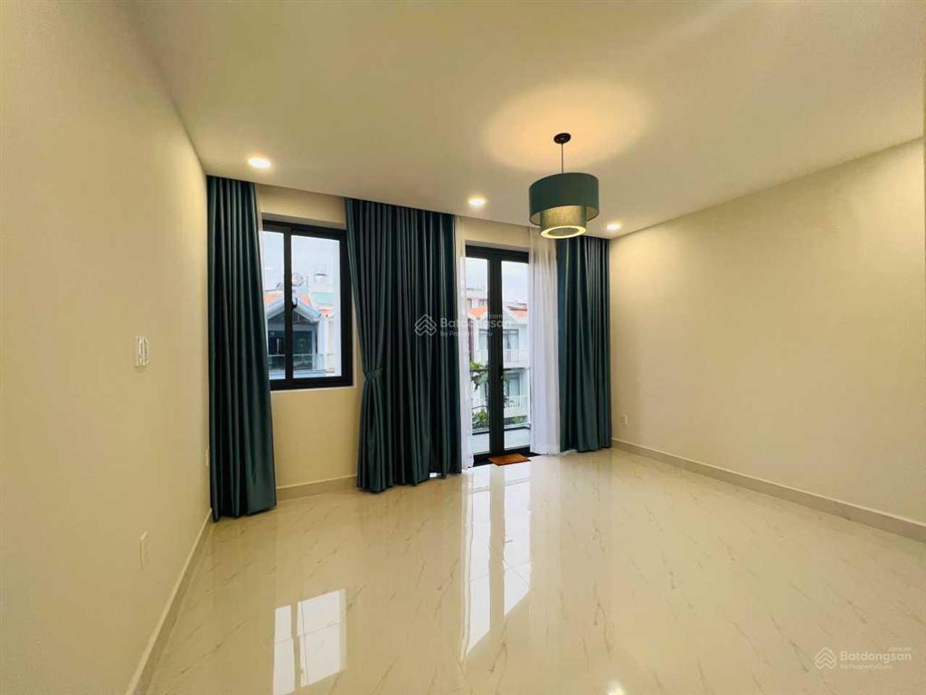 Chính chủ cần cho thuê nhà 250m2 kdc him lam 6a trung sơn,nhà mới đường lớn giá 55tr/th 0931 017 ***