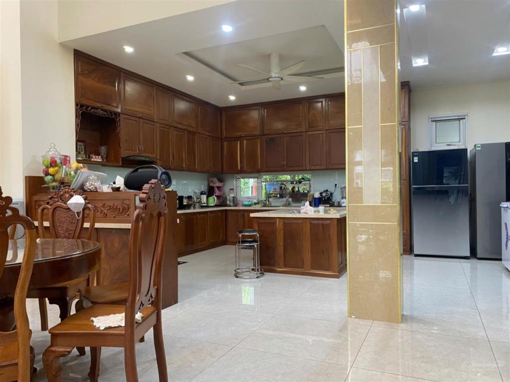 Cập nhật đơn lập sang nhượng villa park. 300m2 full nt cao cấp shr nhận nhà ngay. chỉ 3x tỷ