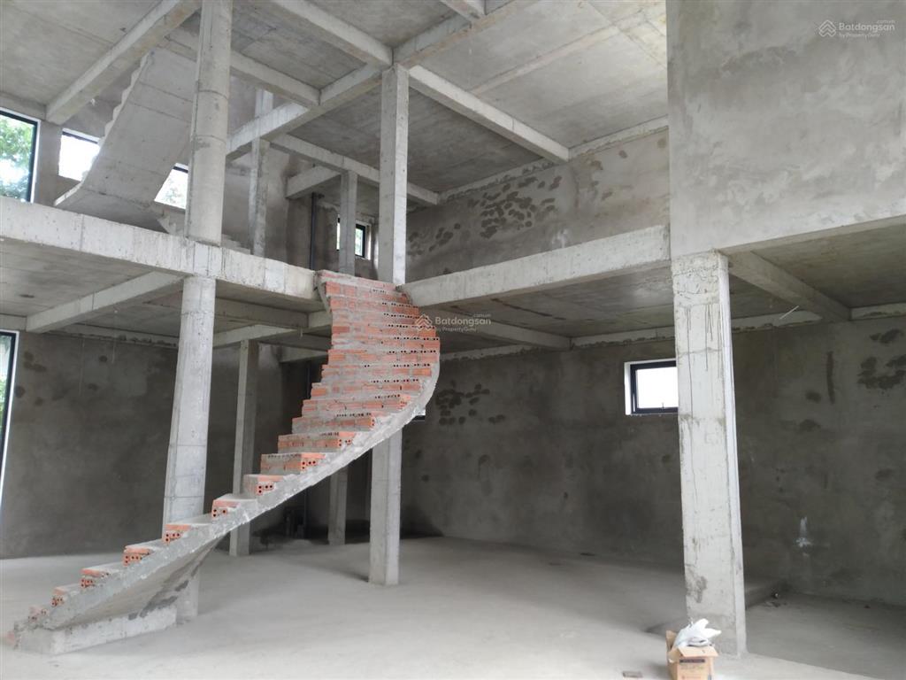 Cập nhật đơn lập sang nhượng villa park. 300m2 full nt cao cấp shr nhận nhà ngay. chỉ 3x tỷ
