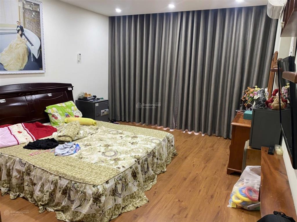 Cập nhật đơn lập sang nhượng villa park. 300m2 full nt cao cấp shr nhận nhà ngay. chỉ 3x tỷ
