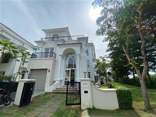 Cho thuê villa vị trí góc mảng xanh lớn 4pn 4wc full nt ở ngay hàng xóm văn minh, an ninh 24/7