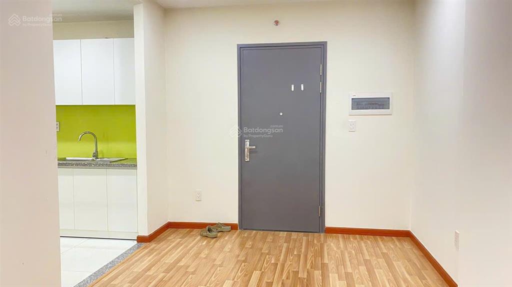 Cho thuê diamond riverside, 8,5 triệu, 73 m2, 2pn, 2wc có rèm 02 máy lạnh, nhà sẵn