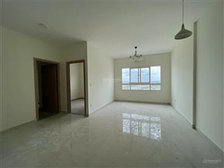 Chuyển nhượng b1 green town bình tân 2pn2wc ở liền 68m2/2.5tỷ, full nt 2.58tỷ.  0902 510 *** duy