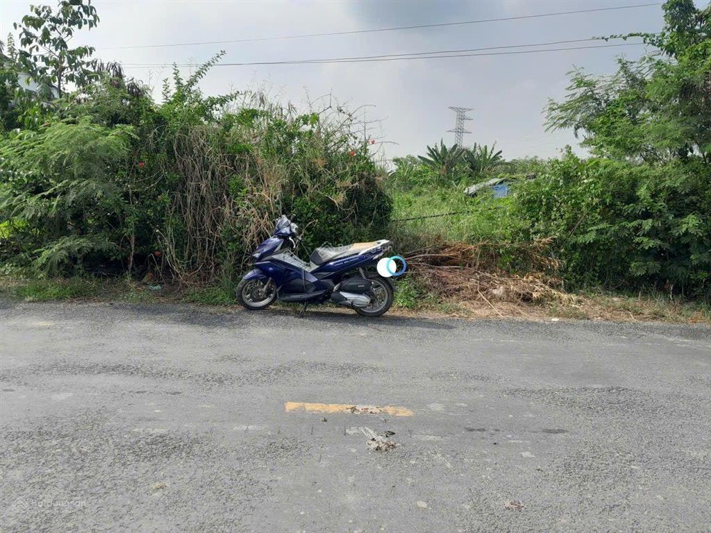 Bán đất mặt tiền đường huyện 07, xã tân thành, gò công đông tiền giang. 898m2, gần biển, sổ hồng