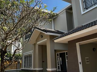 Cho thuê biệt thự sân vườn, hồ bơi, khu khép kín, bảo vệ ngày đêm, ngay khu bt abc trần não