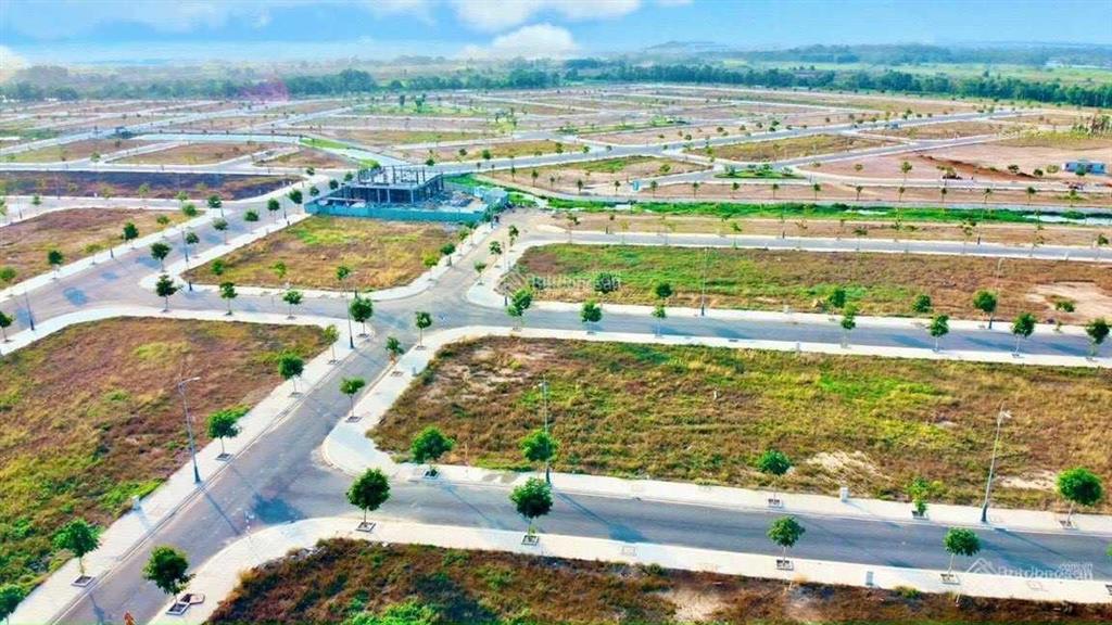 Thái lài chuyên mua bán đất nền sổ đỏ biên hòa new city sân golf long thành giá 1,6tỷ  0919 860 ***