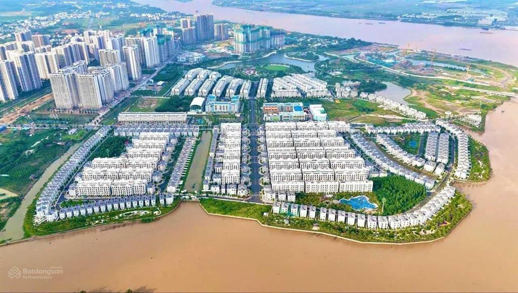 Bán nhiều nhà phố và biệt thự giá tốt nhất, đơn lập view sông giá chỉ 122 tr/ m2. 0938 449 ***