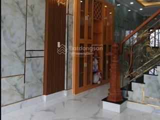 Nhà trệt 3 lầu, sân để xe hơi dt 69,5m² gần giga mall phạm văn đồng p. hiệp bình chánh, tp thủ đức