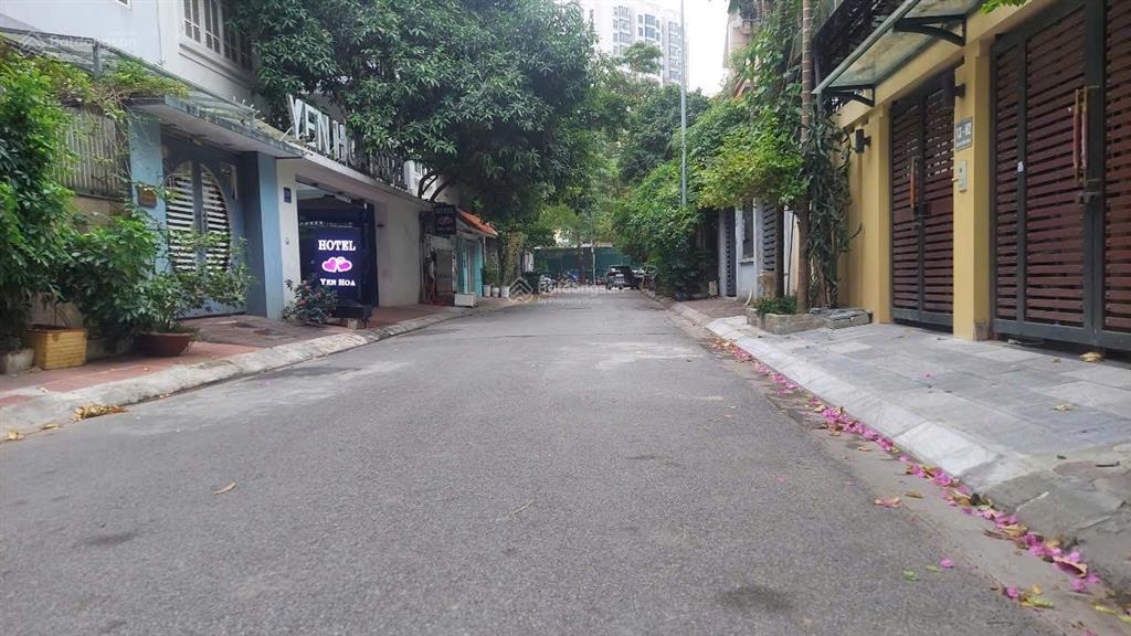 Bán tòa nhà lô góc khu phân lô trung hòa nhân chính. dt 90m2, mt 4,5m. lô góc. ô tô tránh