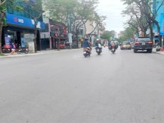 Bán tòa nhà văn phòng hạng a mặt phố xuân la, đủ gpxd và pccc. dt 270m2, 9 tầng, có hầm