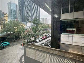 Cho thuê tòa nhà 7 tầng thang máy, dt 60m2, ngõ 1 hoàng ngọc phách, đống đa, hn giá 45 triệu