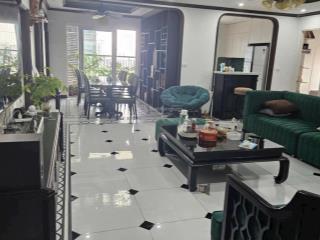 Gia đình cần bán căn hộ lê văn lương , 3pn, sẵn sổ ở ngay giá 8 tỷ