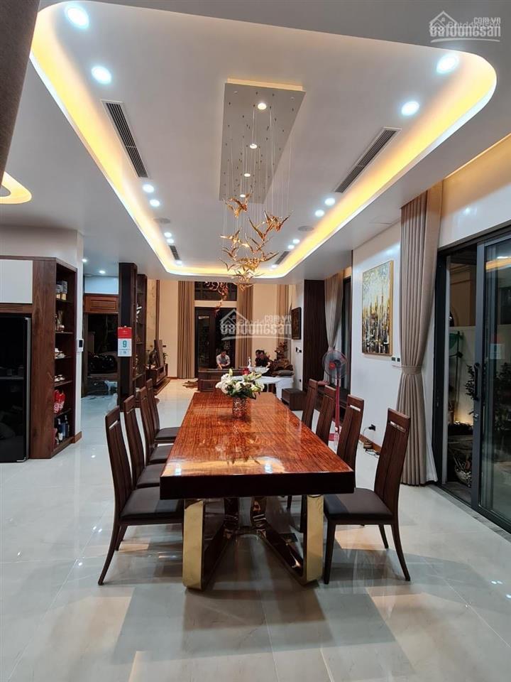 Bán căn hộ tòa nhà 17t hoàng đạo thúy, diện tích 120 m2, 3 pn, nội thất cực đẹp,giá 10,9 tỷ