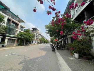 Cần bán nhà liền kề khu đô thị ao sào, hoàng mai