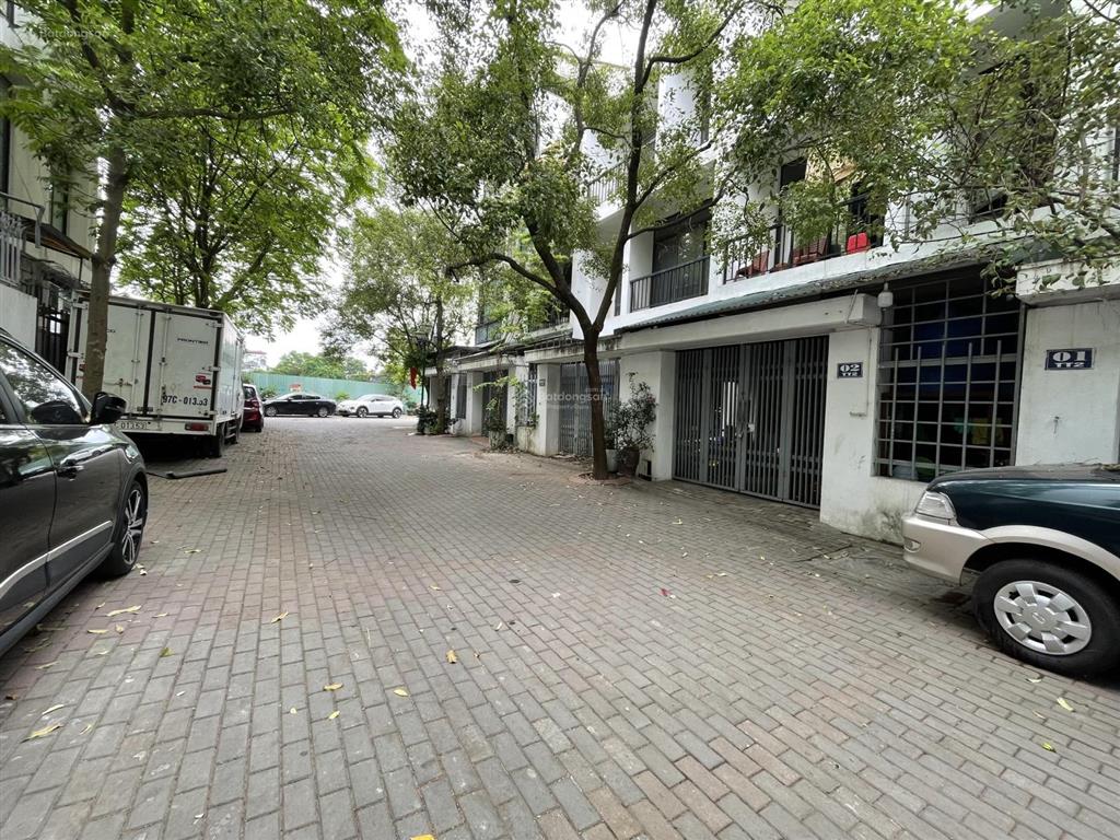 Chính chủ cần bán căn liền kề 63m2 khu đô thị ao sào