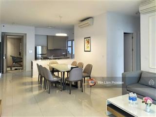 Bán hoặc cho thuê căn hộ estella heights tầng trung tháp t4 với 3 phòng ngủ ban công kính rộng