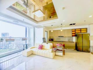 Cần bán căn hộ tại vinhomes central park tầng cao the landmark 4 gồm 3 phòng ngủ diện tích 109m2