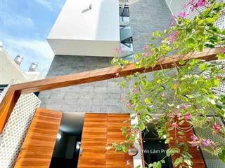 Bán căn hộ dịch vụ 219m² gò vấp , thang máy, hầm xe, 31 phòng, thu nhập 160 triệu