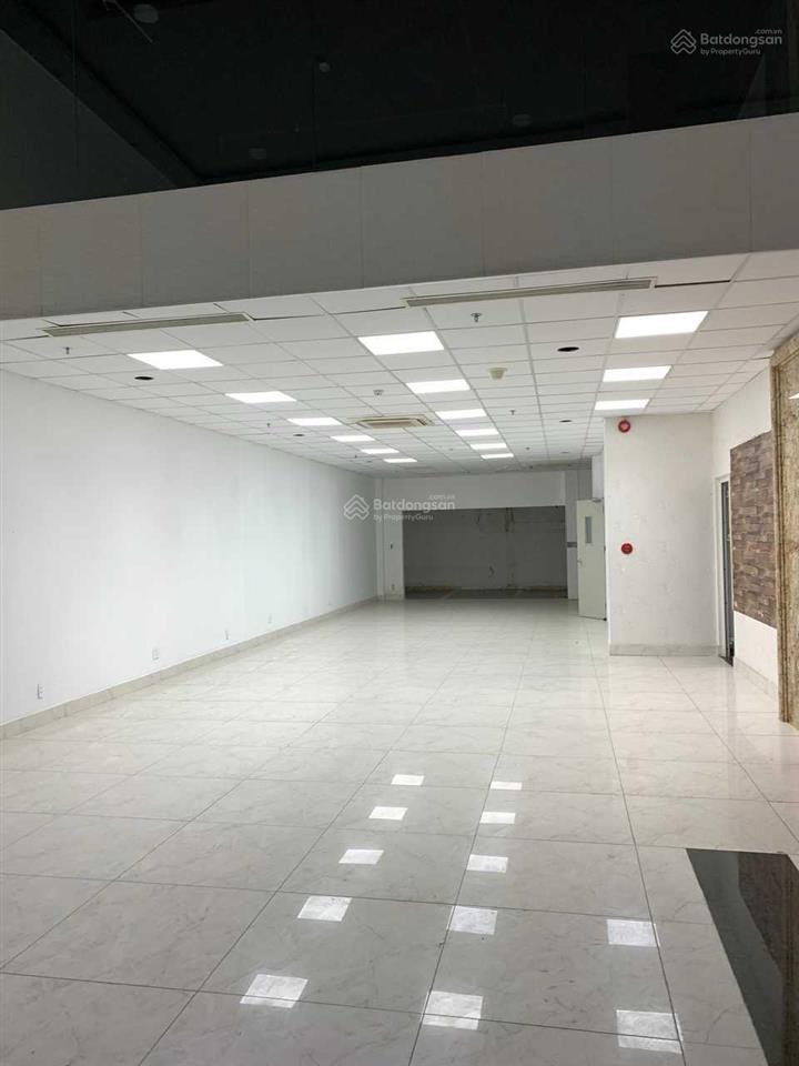 Cho thuê 86m2 văn phòng tòa nhà 8 tầng khu saigon pearl mt nguyễn hữu cảnh q bình thạnh 30 tr/th