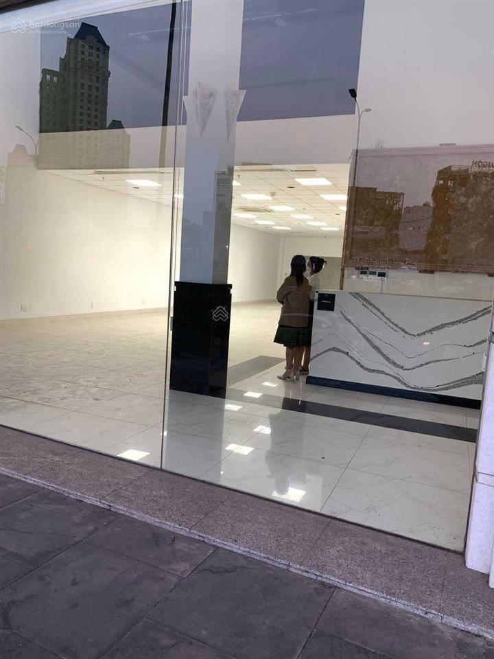 Cho thuê 86m2 văn phòng tòa nhà 8 tầng khu saigon pearl mt nguyễn hữu cảnh q. bình thạnh 30 tr/th