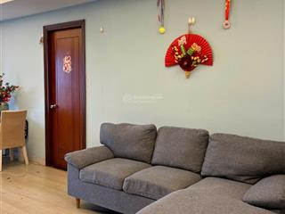 Chính chủ cần cho thuê căn góc 107 trương định, phường 6, quận 3, 2 phòng ngủ, 2wc, full nội thất