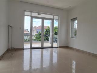 Chính chủ cần cho thuê nhà nguyên căn mặt tiền đường bạch đông ôn góc 2 mặt tiền 1t 1l, 1l 25 triệu