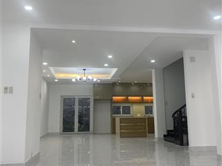 Cho thuê nhà quận 2 giá 35 triệu, 300m2 sàn sử dụng 0932 069 *** huy đường oto 2 chiếc tránh nhau