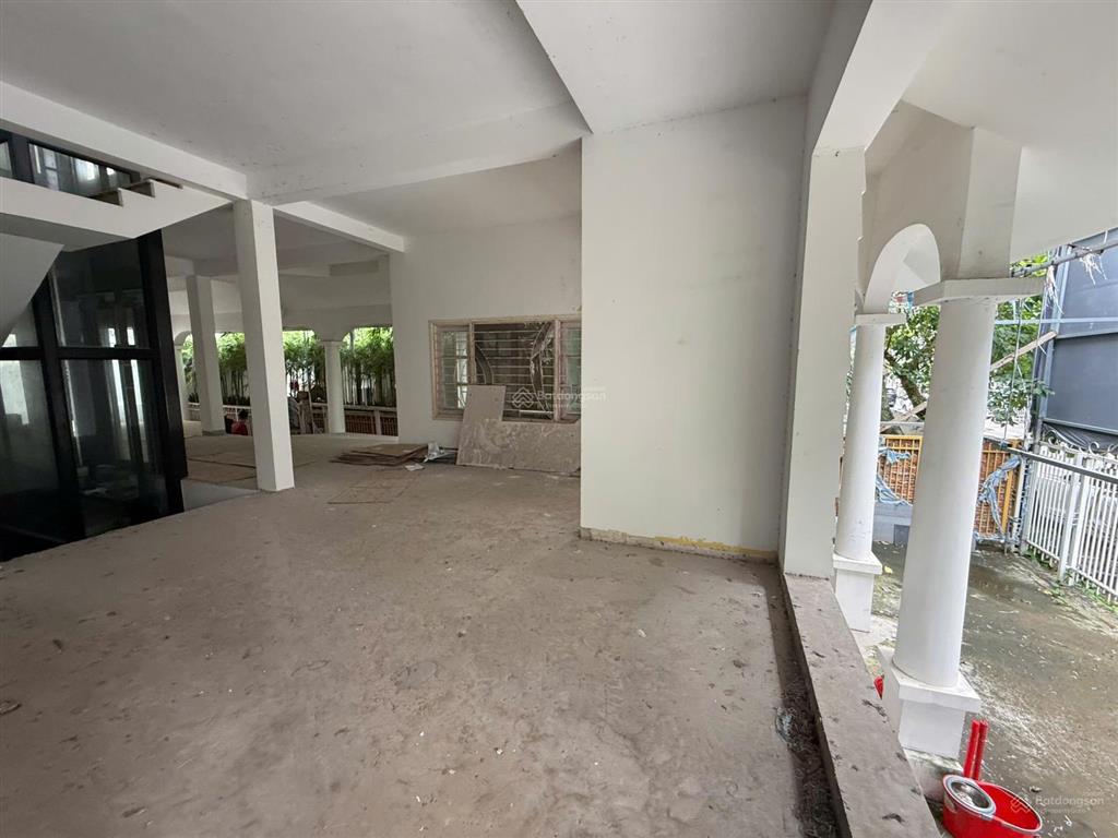 Cho thuê tòa nhà văn phòng saigon pearl 800m2 sàn 118 triệu giá siêu hời