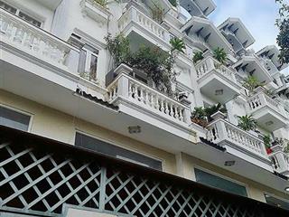Hẻm 1 trục sát đường số 1 p11 gv  0906 389 ***