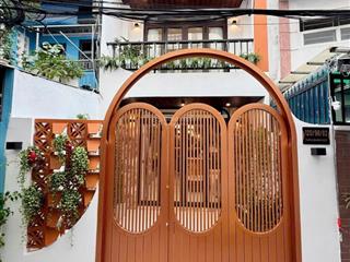 Nhà hoàng hoa thám, p5, phú nhuận tặng full nội thất cao cấp  0906 389 ***