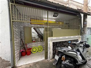 Bán nhà sau lưng mặt tiền đường tô ký, phường đông hưng thuận, q12, giá 2,25 tỷ, sh riêng