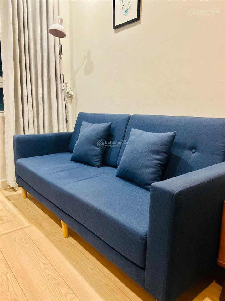 Chính chủ cho thuê căn hộ có ban công 2pn 1wc chung cư riverside 90 giá 13,5 tr.  0909 445 ***