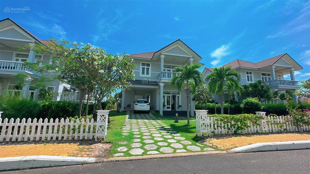 Cần bán căn biệt thự sealinks city view biển và view sân golf rất đẹp trung tâm vị trí số 1