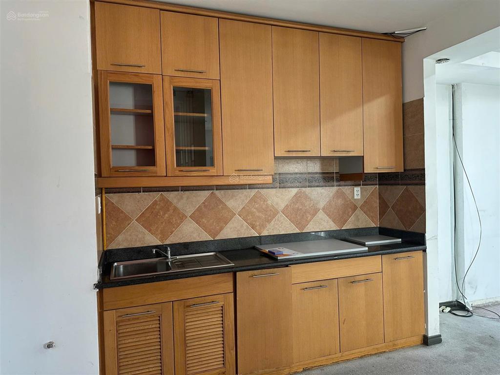 Cho thuê văn phòng quận 1, toà vp indochina 4 nguyễn đình chiểu, dt89,6m2, 2 phòng, 16 triệu/ tháng