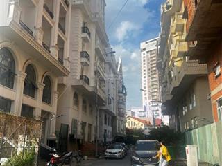 Chính chủ bán gấp nhà đường quốc hương, thảo điền, quận 2, 7,5mx15m, nở hậu 80m2, bán nhanh 12.9 tỷ