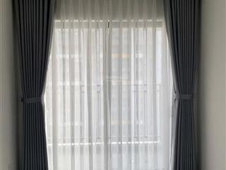 Tôi bán căn 2pn q7 riverside hướng nam tầng đẹp, 3750 tỷ , có 3ml rèm giàn phơi, bán tiền mặt.