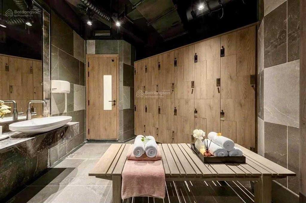 Tôi cần tiền, cần bán lại căn nhà phố 2 mặt tiền eco village sg river giá 7 tỷ 5