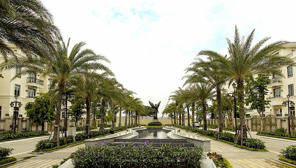 Tôi cần tiền, bán gấp căn biệt thự góc vinhomes ba son q.1, ngay mặt sông, giá 428 tỷ