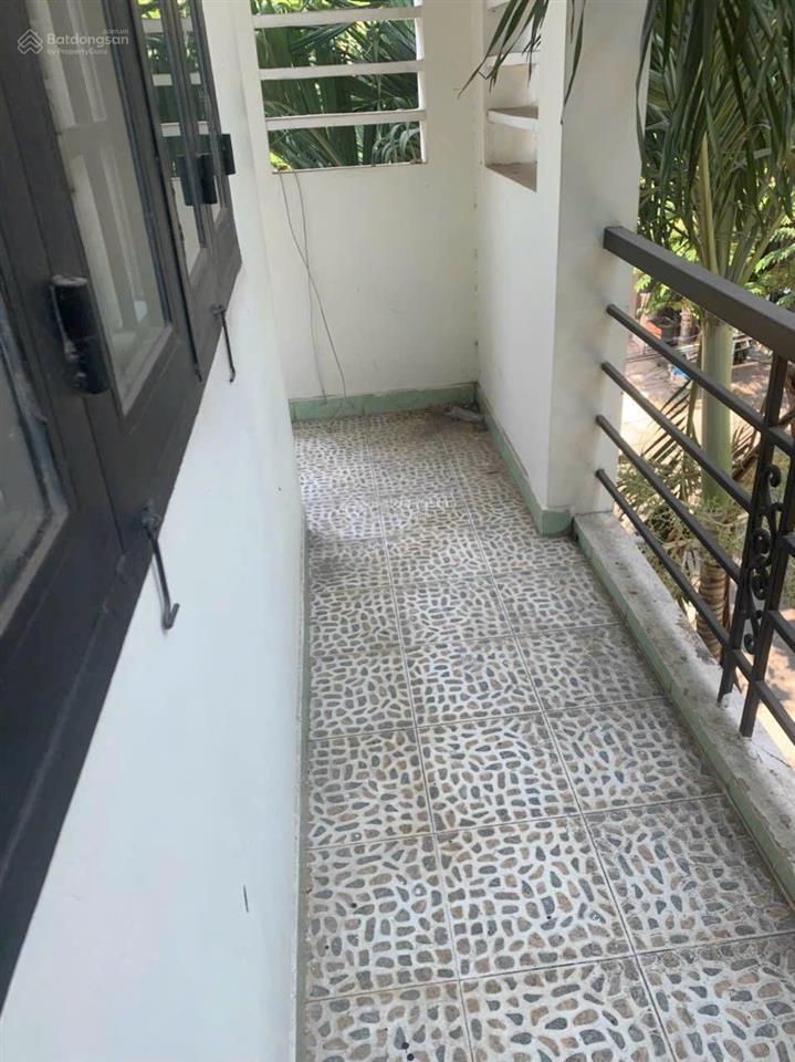 Cho thuê phòng đầy đủ tiện nghi 4,5tr/th. gần trường văn lang đặng thùy trâm. phòng có bacon