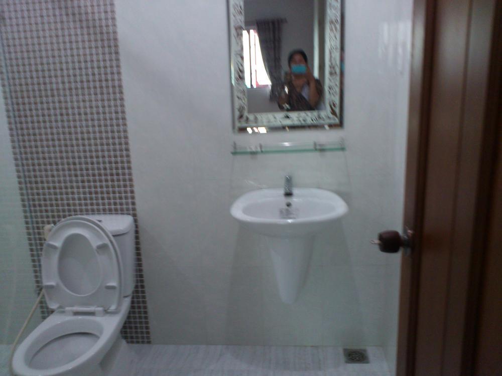 Cho thuê ch mỹ đức 2pn nhà có nội thất, căn góc, thoáng  15tr/th,  0906 910 *** (mrs phương)
