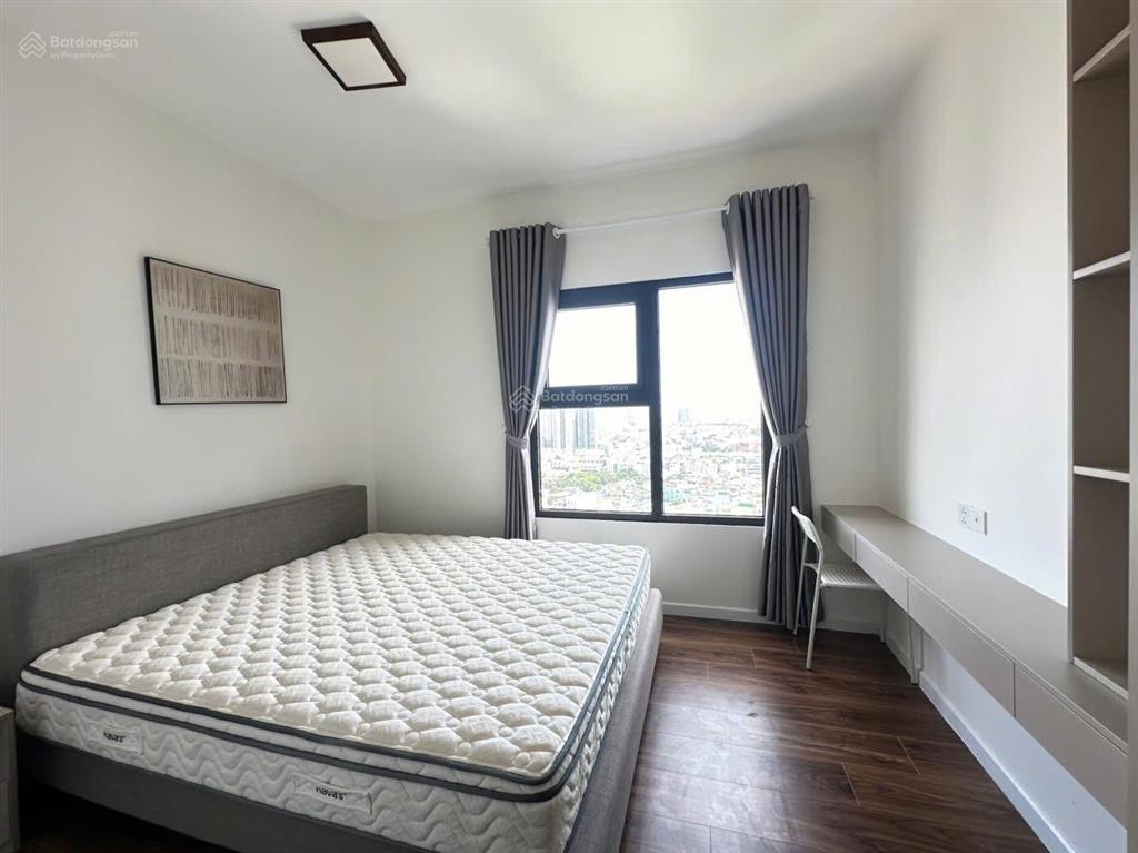 Bán e rất tiếc nhưng kẹt vốn nên cần bán gấp căn 3pn/83m2 giá 4,950 tỷ, ac đang tìm mua ib em tl ạ