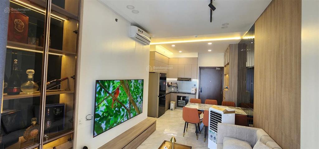 The privia kđ chủ kẹt vốn bán gấp 1pn/51m2 giá 3,4tỷ và 68m2/2pn giá 4,150 tỷ bao sổ, còn t/lượng.