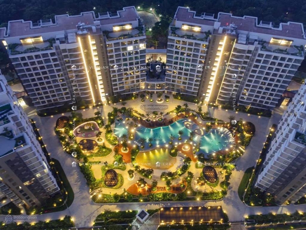 Ch celadon centery mua trực tiếp cđt ko chênh lệch 2pn/96m28,3 tỷ, ck đến 10%, t/toán chậm 24th