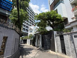 Hẻm thông xe hơi khu phan xích long  p2  phú nhuận 6 x 25m 3 lầu 23.5 tỷ